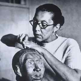 Elizabeth Catlett, Mexican, 1915, Contemporary Artist