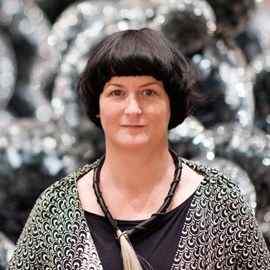 Tara Donovan, American, 1969, Contemporary Artist