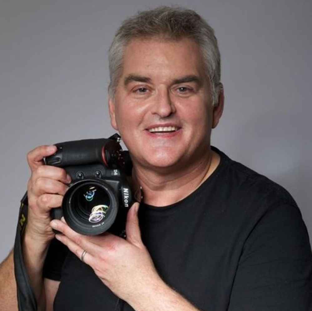 Dave Hogan, British, 1960, Contemporary Artist