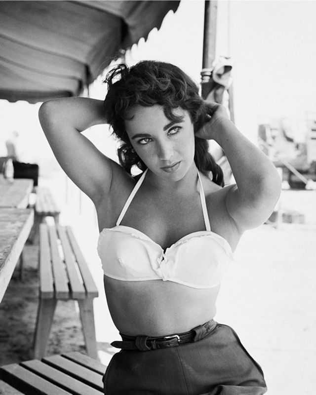 Frank Worth, ‘Elizabeth Taylor As Leslie Benedict’, 1956, Photography, Fine art print, null, 