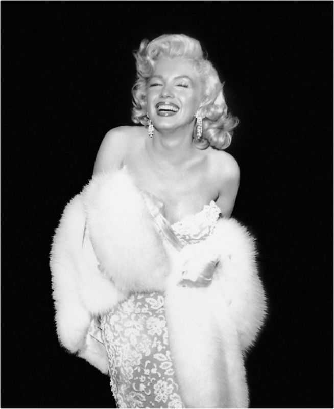 Frank Worth, ‘Marilyn Monroe Smiling in Fur’, 1953, Photography, Fine art print, null, 