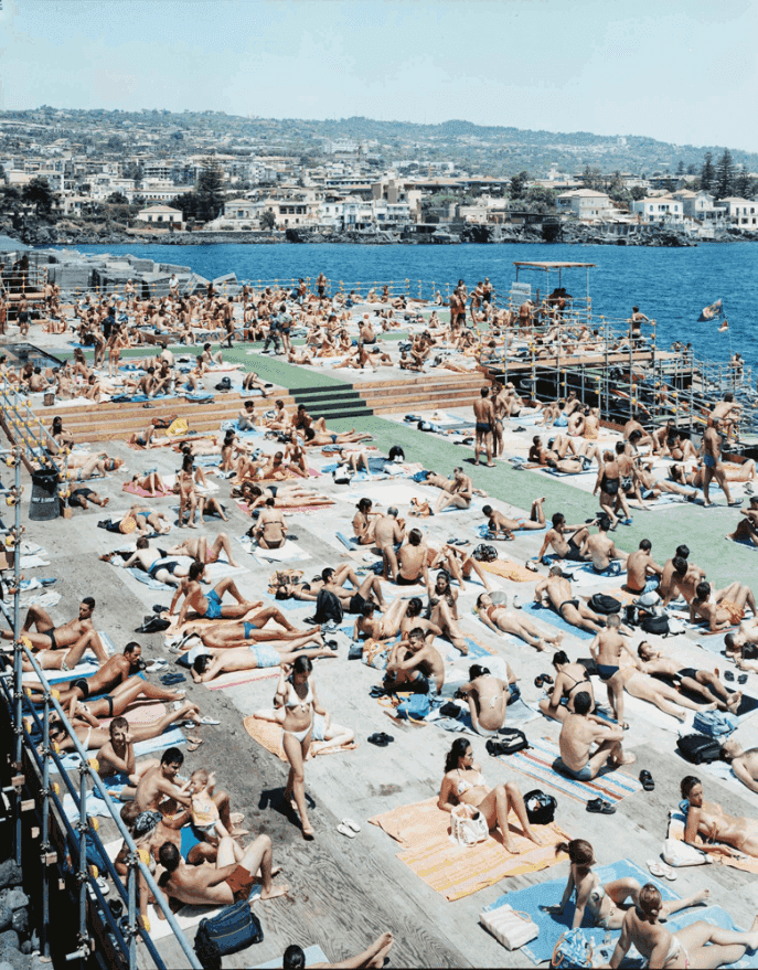 Massimo Vitali, ‘Solarium Verticale’, 2007, Photography, Digital C-Print, null, Numbered