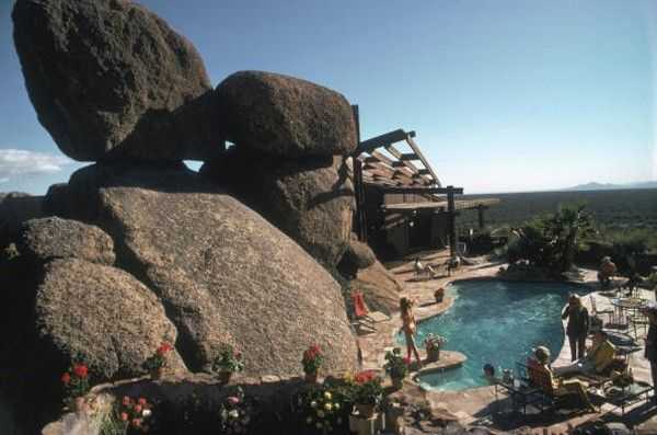 Slim Aarons, ‘Flintstone Home (Medium)’, 1973, Photography, C-Type Print, null, Numbered