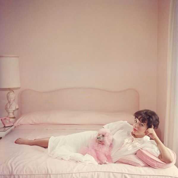 Slim Aarons, ‘Joan Collins Relaxes (Medium)’, 1955, Photography, C-Type Print, null, Numbered