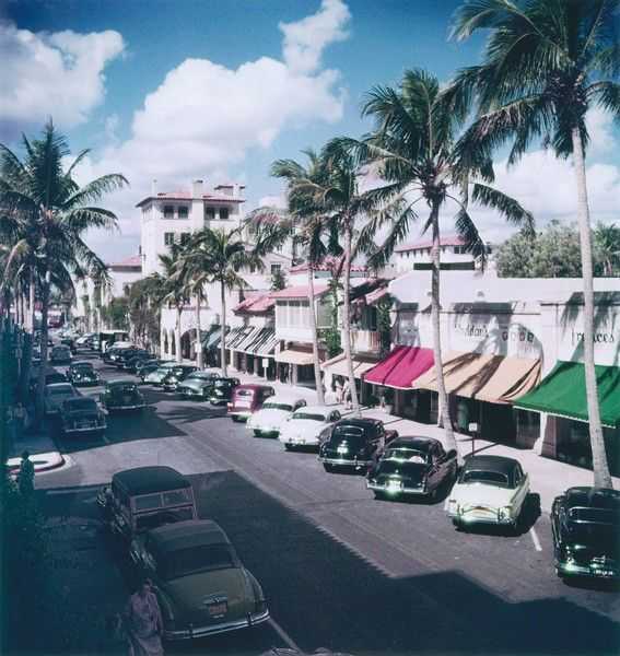 Slim Aarons, ‘Palm Beach Streets (Small)’, 1984, Photography, C-Type Print, null, Numbered