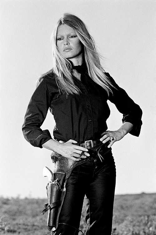 Terry O'Neill, ‘Bardot (Extra Large) - Estate print’, 1971, Photography, Photography - Baryt paper, null, Numbered