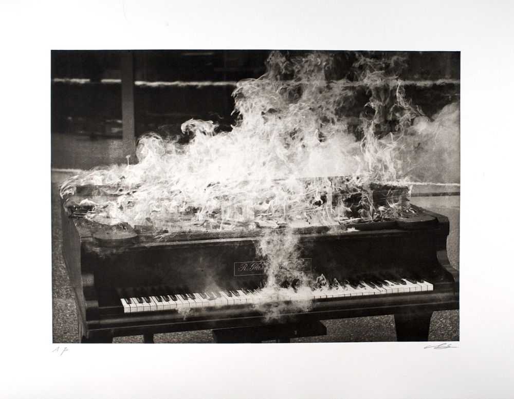 Chiharu Shiota, ‘In Silence’, 2017, Print, Heliogravure on paper Zerkall Alt Bern, null, Numbered