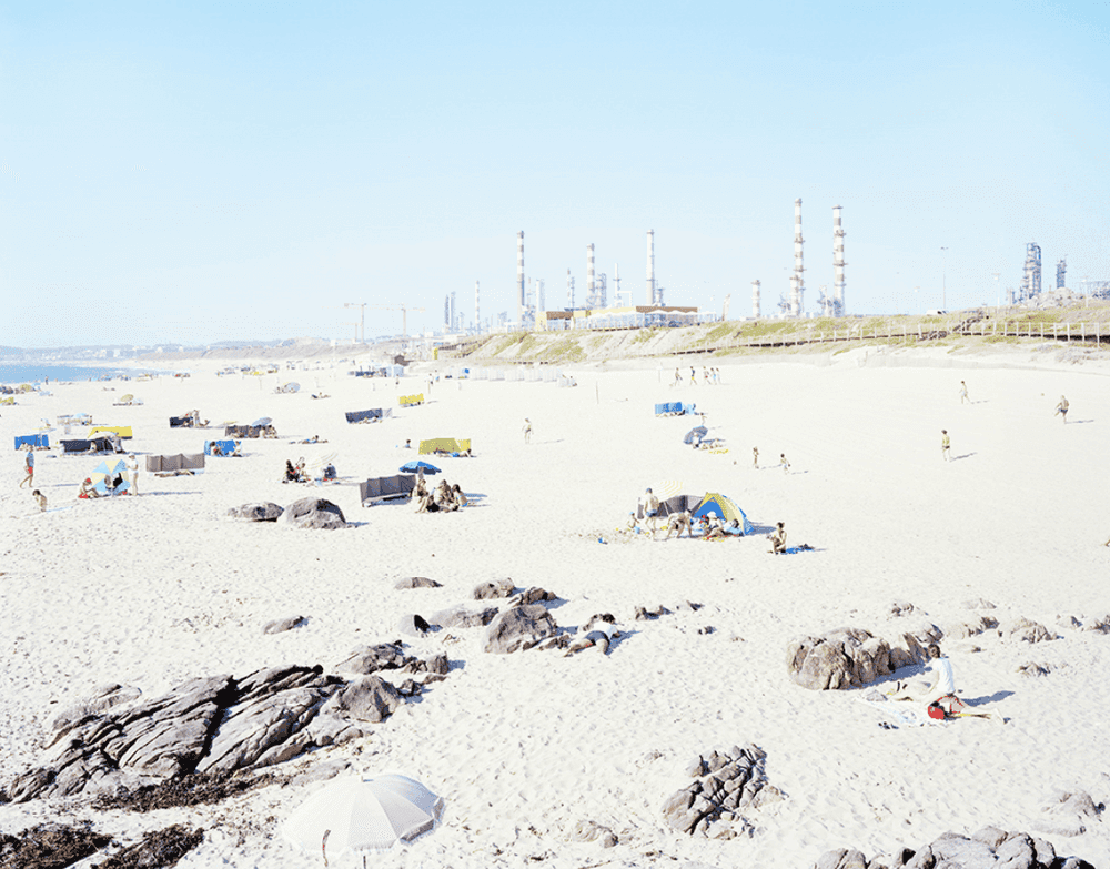 Massimo Vitali, ‘Praria do Aterro Glap Matoshinhos’, 2016, Photography, Digital C-Print, null, Numbered