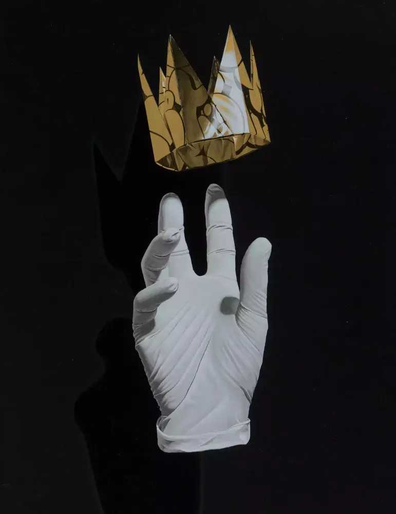 Nuno Viegas, ‘Glove X Golden Crown (Black)’, 05-06-2020, Print, Screenprint, Graffiti Prints, Numbered
