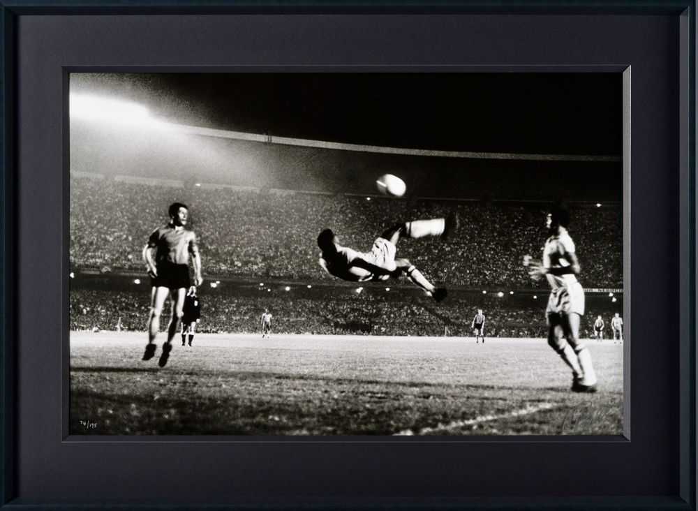 Pele, ‘Bicycle Kick (Medium)’, 2023, Print, Giclee, Castle Fine Art, Numbered, Framed