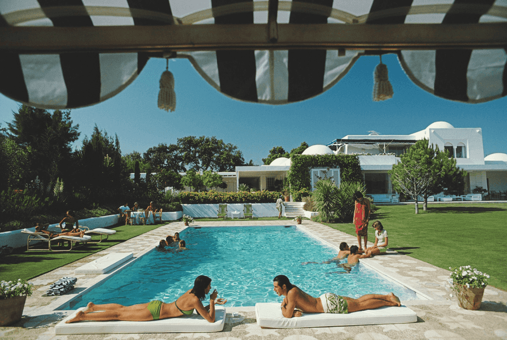 Slim Aarons, ‘Poolside In Sotogrande, 1975 (Large)’, 1975, Photography, C-Type Print, null, Numbered