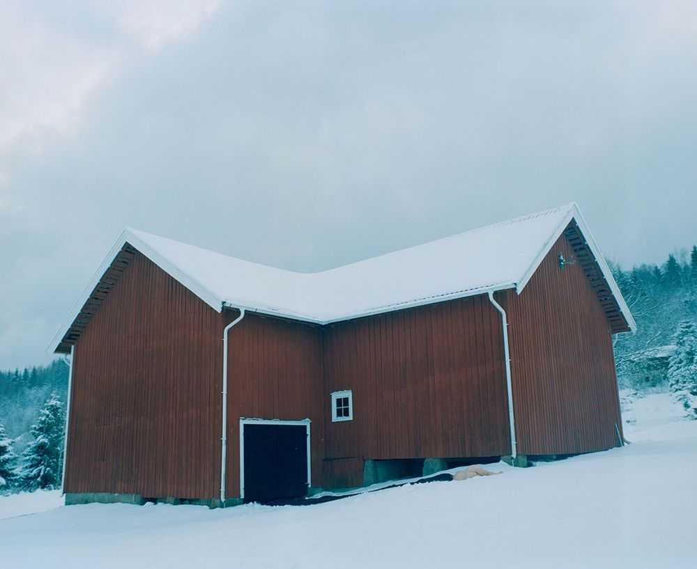 Vikram Kushwah, ‘Woman and the Barn 03 (Medium)’, 2017, Print, Hahnemühle Photorag fine art cotton paper., null, Numbered