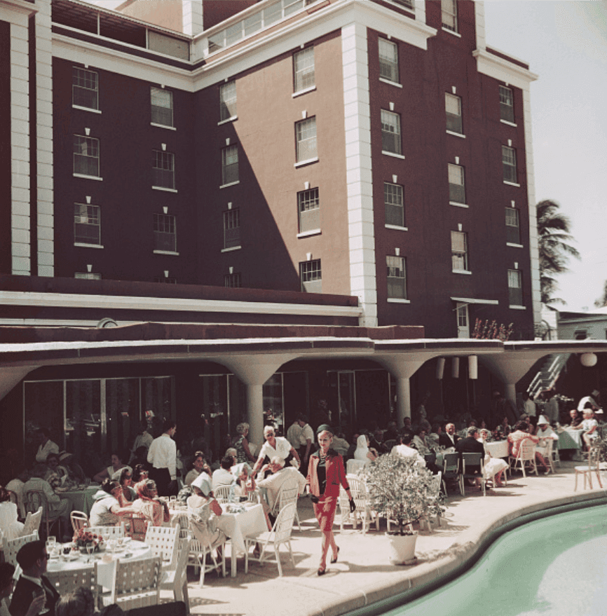 Artwork - Poolside Promenade, Palm Beach (Small)