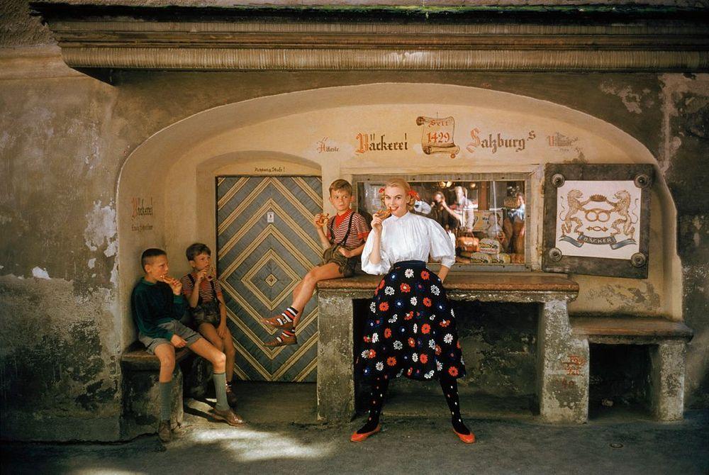 Artwork - Model in Salzberg Bakery With Three Boys