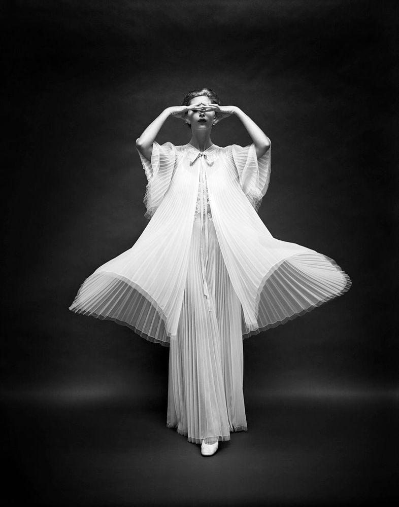 Artwork - Vanity Fair Butterfly Robe Front, Circa 1955