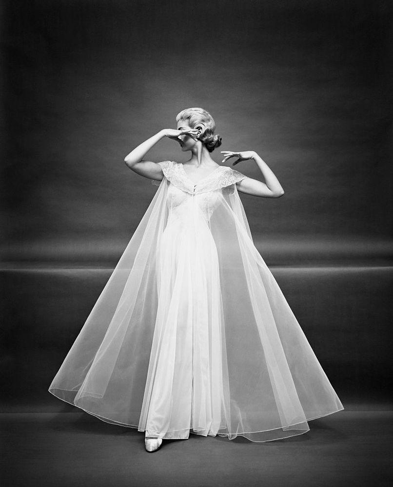 Artwork - Vanity Fair Sheer Robe Triangle, Circa 1955