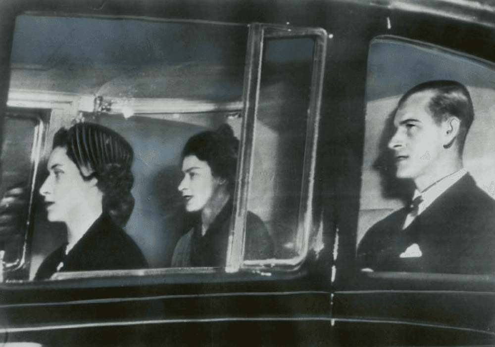 Artwork - Queen in Car