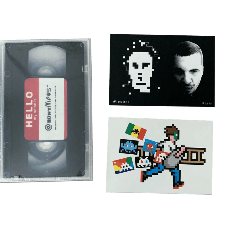 Anonymous 99 DVD + 2 Postcards