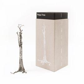 https://cdn.fairart.io/thumbnail_Ai_Weiwei_Pequi_Tree_2_9bd8aef3b8.jpeg - 1