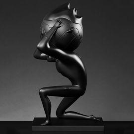 https://cdn.fairart.io/thumbnail_Cleon_Peterson_World_on_Fire_Sculpture_2_1054833b05.jpeg - 1