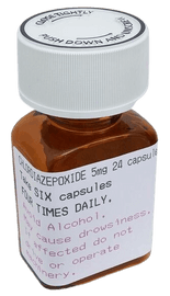 https://cdn.fairart.io/thumbnail_Damien_Hirst_Chlordiazepoxide_5mg_24_Capsules_1_072d4d26cd.png - 0