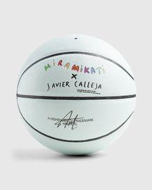 https://cdn.fairart.io/thumbnail_Javier_Calleja_Basketball_Mikati_Blue_2_79581c8a48.jpeg - 1