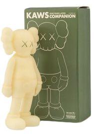 https://cdn.fairart.io/thumbnail_Kaws_5_YL_Companion_Green_glow_in_Dark_2_b980043c19.jpeg - 1