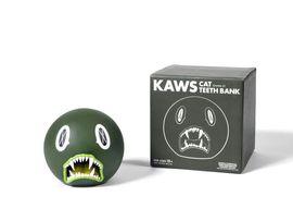 https://cdn.fairart.io/thumbnail_Kaws_Cat_Teeth_Bank_Green_2_e16182b459.jpeg - 1