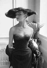 Artwork - Dior, Eugenie Wears Clorinde