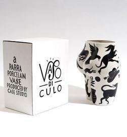 https://cdn.fairart.io/thumbnail_Parra_Vaso_Di_Culo_Mural_2_3a50c02b17.jpeg - 1