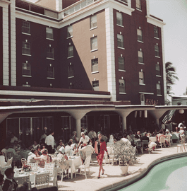 Artwork - Poolside Promenade, Palm Beach (Medium)
