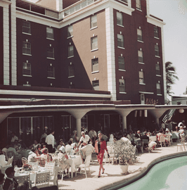 Artwork - Poolside Promenade, Palm Beach (Small)