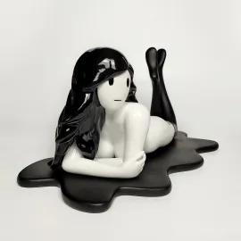 https://cdn.fairart.io/thumbnail_Takeru_Amano_Venus_Socks_Black_White_3_94c5b1436b.webp - 2