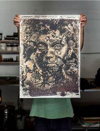 https://cdn.fairart.io/thumbnail_Vhils_Amorphous_2_f406c4c556.jpeg - 1