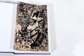 https://cdn.fairart.io/thumbnail_Vhils_Pentimento_Special_Edition_3_e5be2fadfb.jpeg - 2