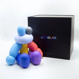 https://cdn.fairart.io/thumbnail_Yoon_Hyup_YNHP_Juggler_Original_2_e9b6146eba.jpg - 1