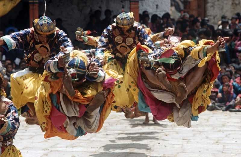 Alain Le Garsmeur, ‘Bell Dancers’, 1985, Print, Archival Pigment Print, null,