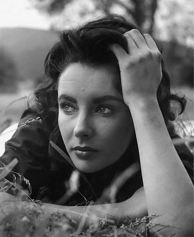 Frank Worth, ‘Elizabeth Taylor Up Close in Giant’, 1955, Photography, Fine art print, null,