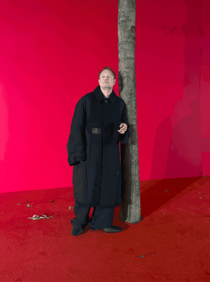 Juergen Teller, ‘Self-Portrait Balenciaga Red Carpet, Paris + Notes About my Work No.1, POP Magazine’, 2021, Photography, Impression jet d’encre, null,