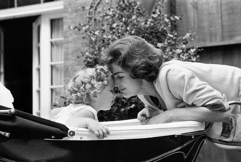 Mark Shaw, ‘Kennedy, Jackie and Caroline Touch Noses, 1959’, 1959, Print, Pigment print on Hahnemϋhle photo rag paper, null,
