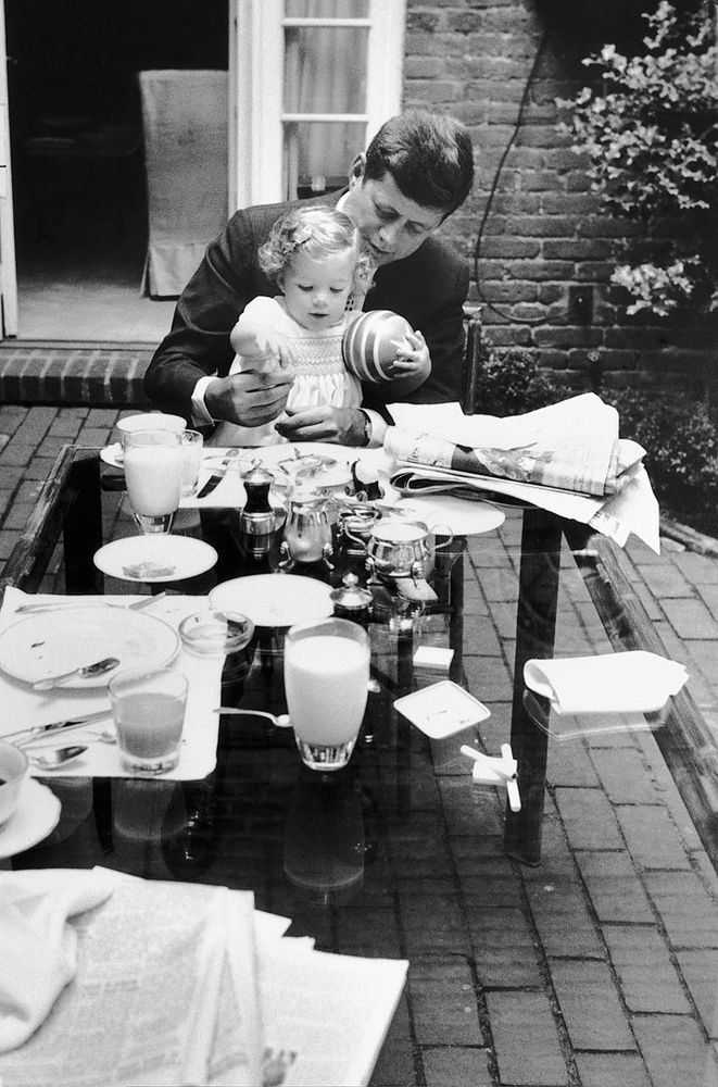 Mark Shaw, ‘Kennedys, John and Caroline With Ball at Breakfast, Georgetown’, 1959, Print, Pigment print on Hahnemϋhle photo rag paper, null,