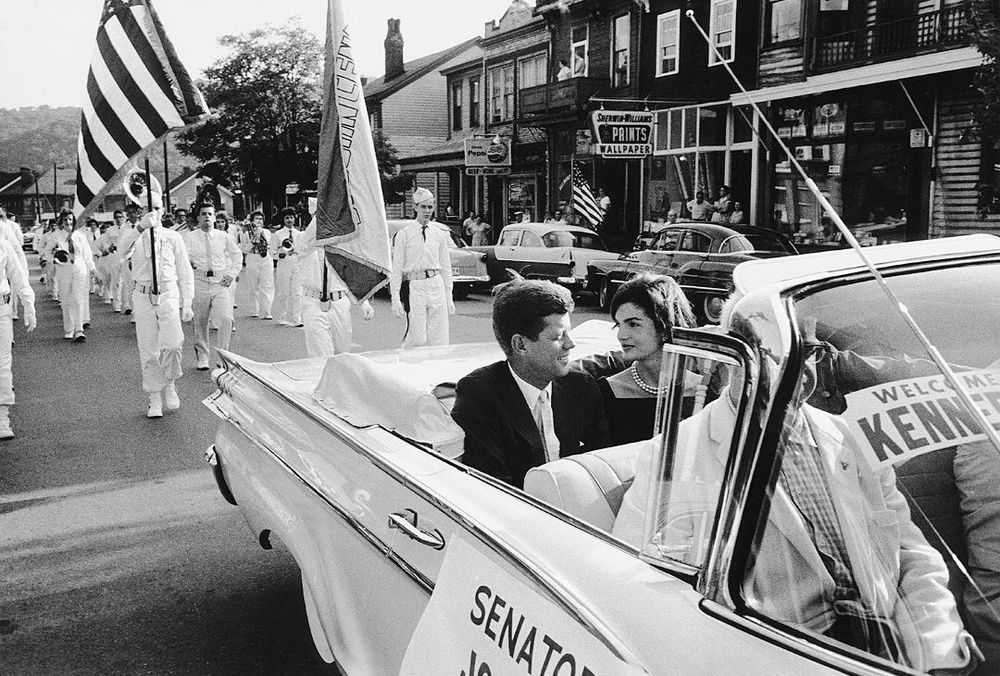 Mark Shaw, ‘Kennedys, John and Jackie in Campaign Car (Small)’, 1959, Print, Pigment print on Hahnemϋhle photo rag paper, null,