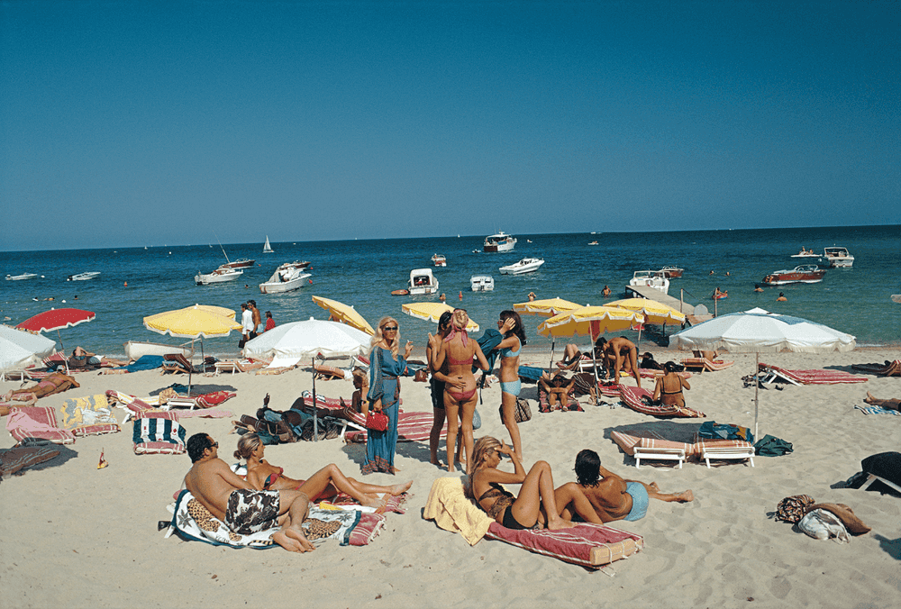 Slim Aarons, ‘Saint Tropez Beach (Large)’, 1971, Photography, C-Type Print, null, Numbered