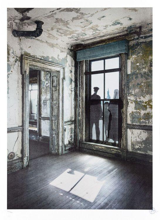 Unframed, An immigrant family views the Statue of Liberty from Ellis Island