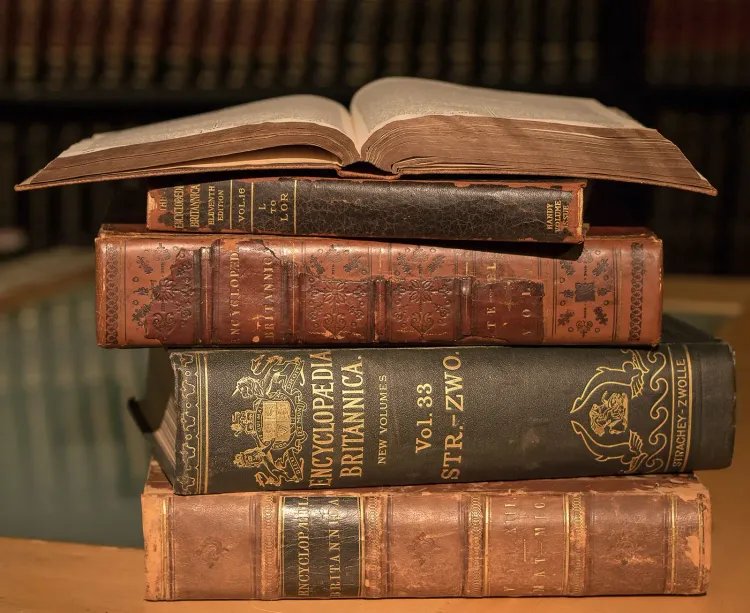 editions-Encyclopaedia-Britannica.webp
