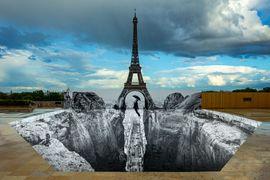 https://cdn.fairart.io/thumbnail_JR_Trompe_l_oeil_Les_Falaises_du_Trocadero_Paris_France_2021_18_Mai_2021_19h58_1_87c367ec07.jpeg - 0